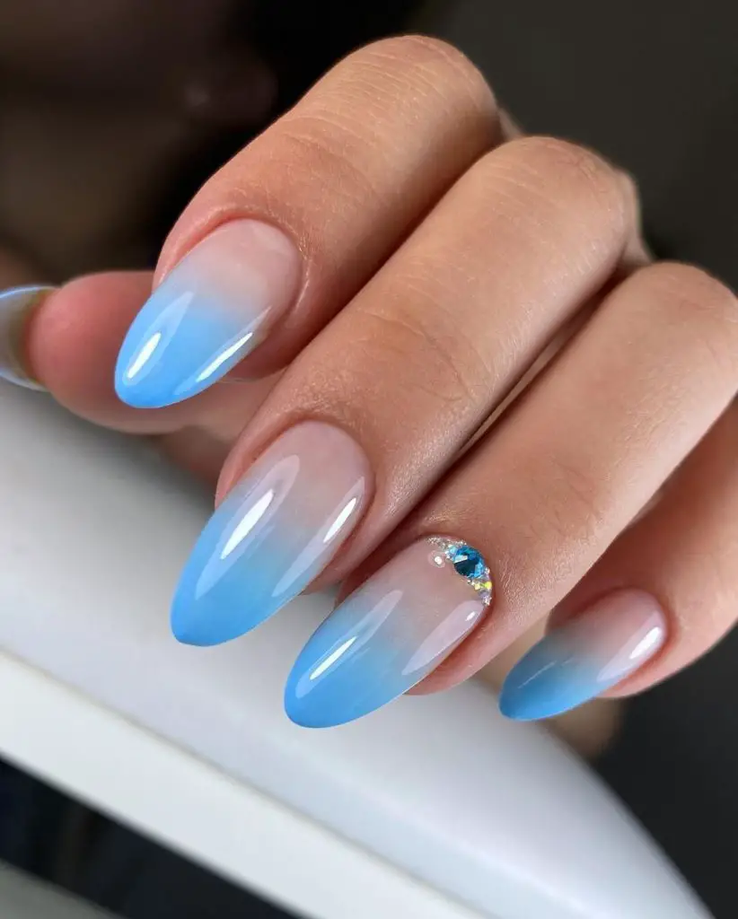 33 Summer Blue Nails Ideas: Spanning the waves of the Blue Ocean